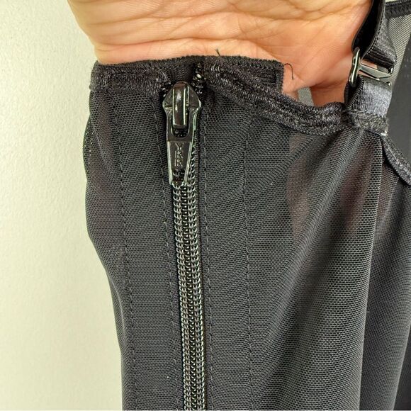 HK Maximum Zipper Short Overall Garment in Black Size Large SKU #: MZS-BL - Picture 6 of 9